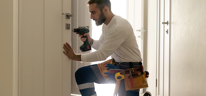 Mailbox Lock Installation Expert in Lakewood, California