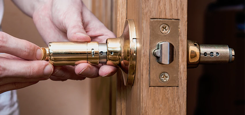 AAA Locksmiths For Lost Car Keys in Lakewood, California