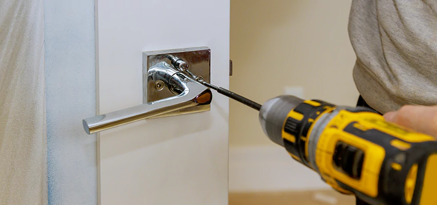 After-hours Locksmith  For Lock Troubleshooting in Lakewood, California